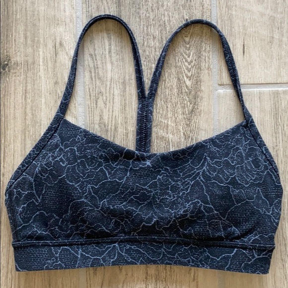 lululemon athletica Other - Lululemon Flo Y Bra Nulu